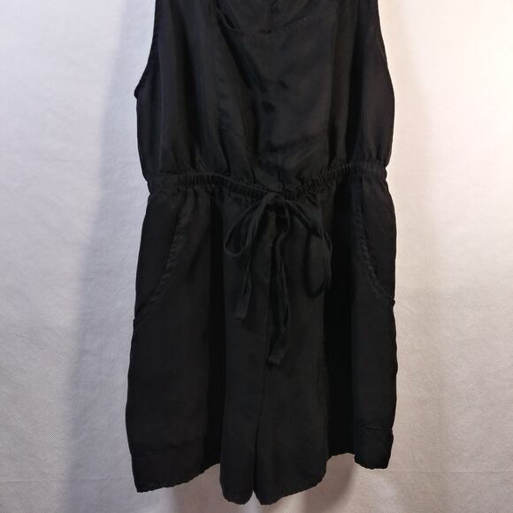 Honey Punch Black Romper Shortalls Pockets Size M - Picture 4 of 10